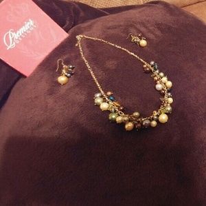 Premier Designs Jewelry Necklace & Earrings Set